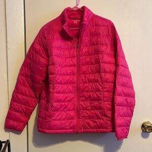 Amazon Essentials Women's Fuchsia Puffer Jacket